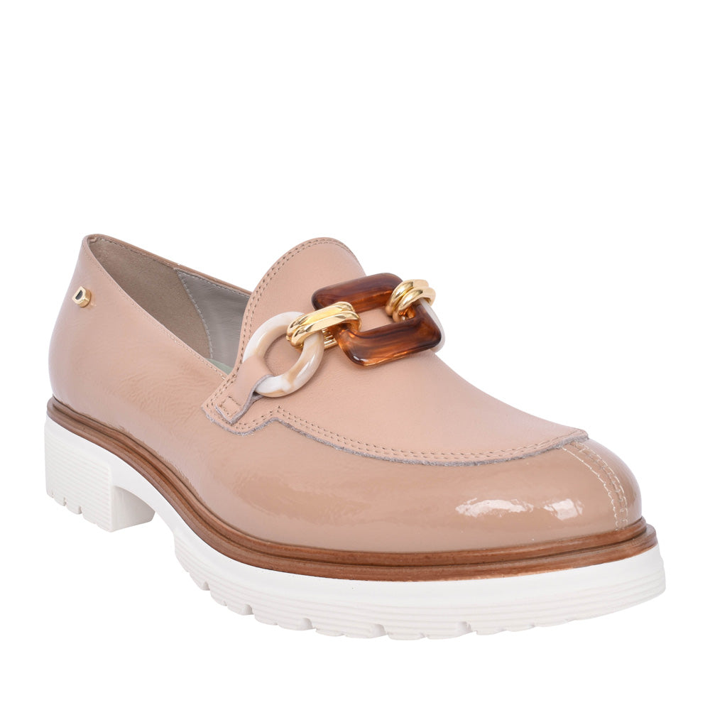 DONNA SERENA Camel Loafers