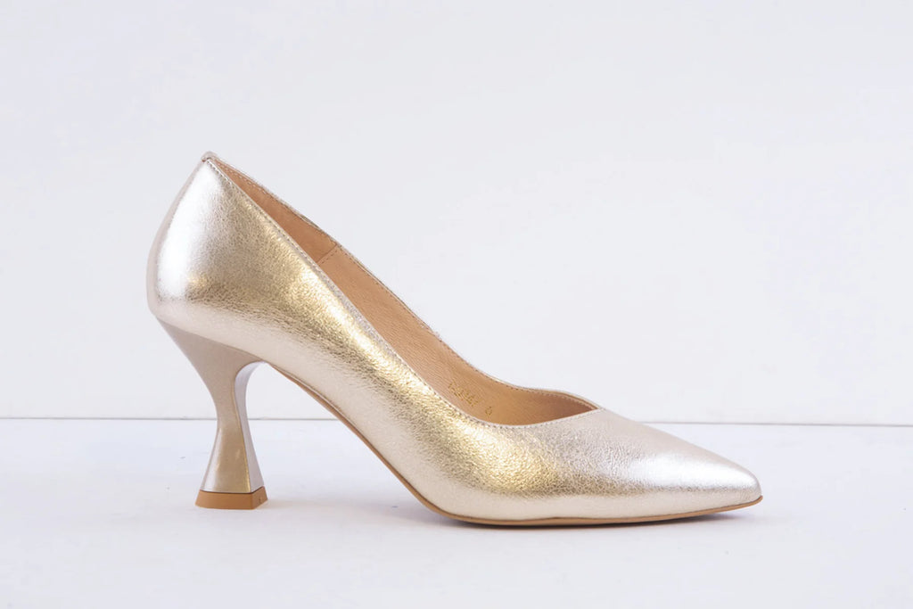 EMIS Gold Dress Shoe