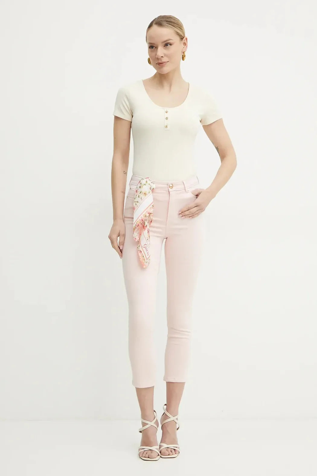 GUESS 80s High Rise Capri Jeans