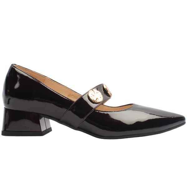 EMIS Black Shoe