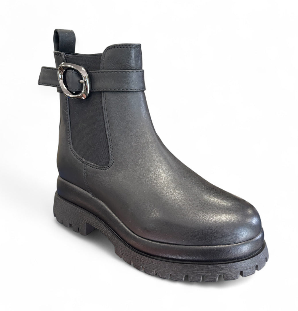 DONNA SERENA Black Ankle Boot