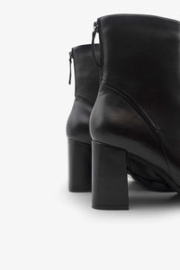 Regarde De Ciel Analisa Ankle Boot Black