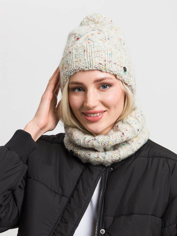 FRAAS Mottled knitted hat with cable pattern in wool blend