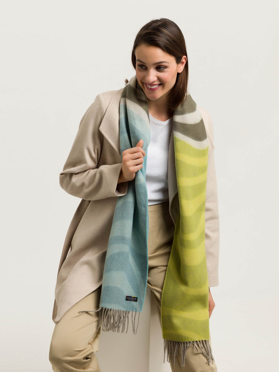 FRAAS Sustainability Edition Cashmink scarf with wave design