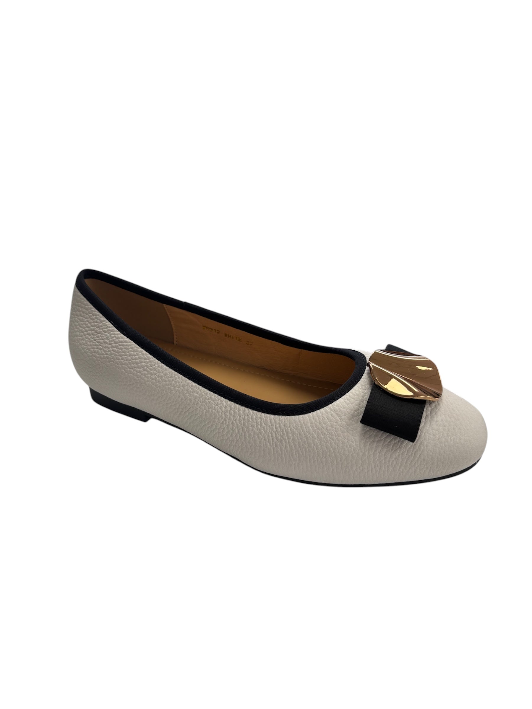 LORETTA VITALE White Flat Leather Pump