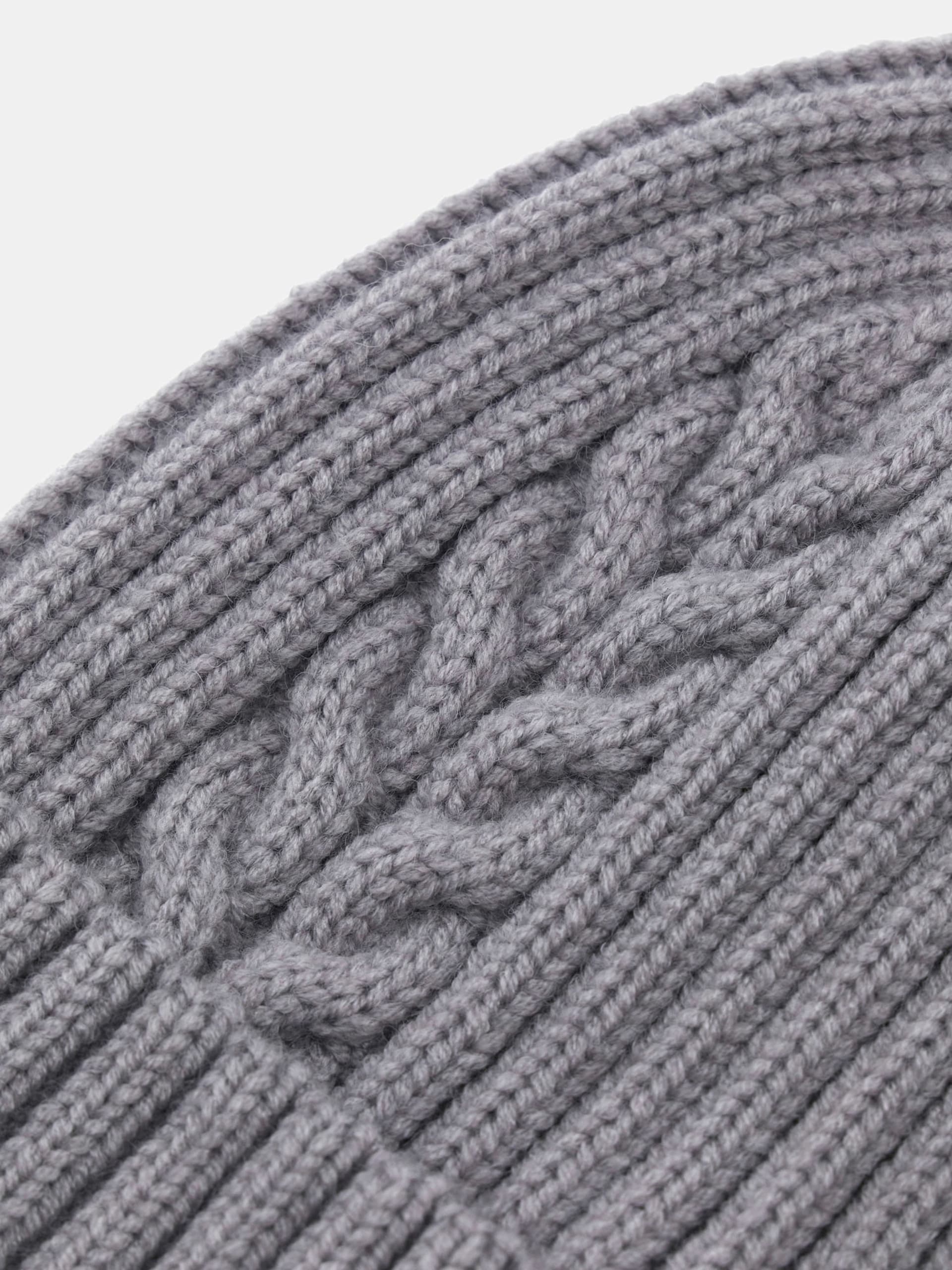 GUESS Knitted beanie Grey