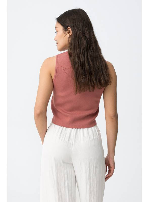 Tiffosi Seashell Waistcoat in Rasberry