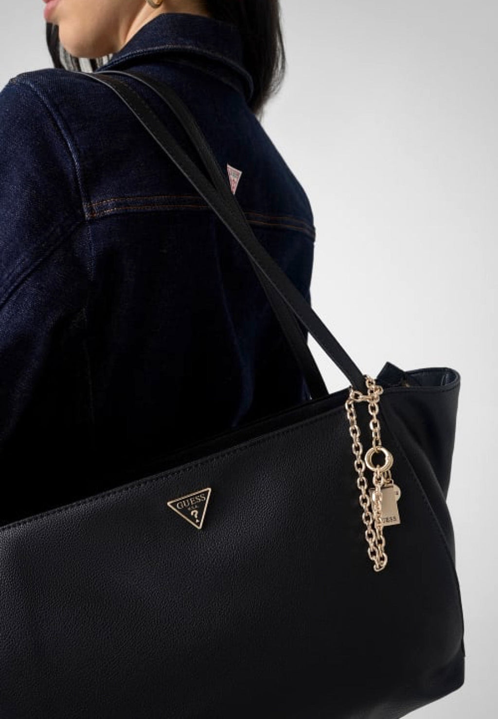 GUESS Devon Black shoulder Bag
