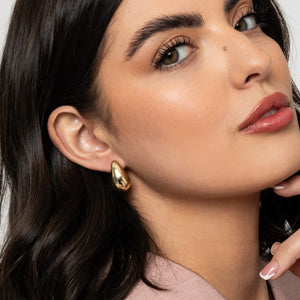 KNIGHT & DAY - Willa Teardrop Hoops