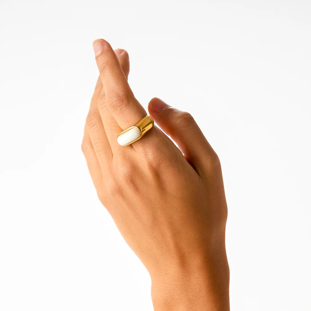 COLURi - Lorde Statement Ring in White