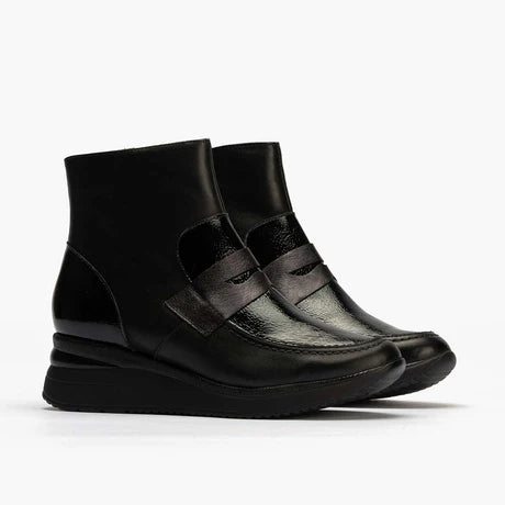 Pitillos Black Low Wedge Boot