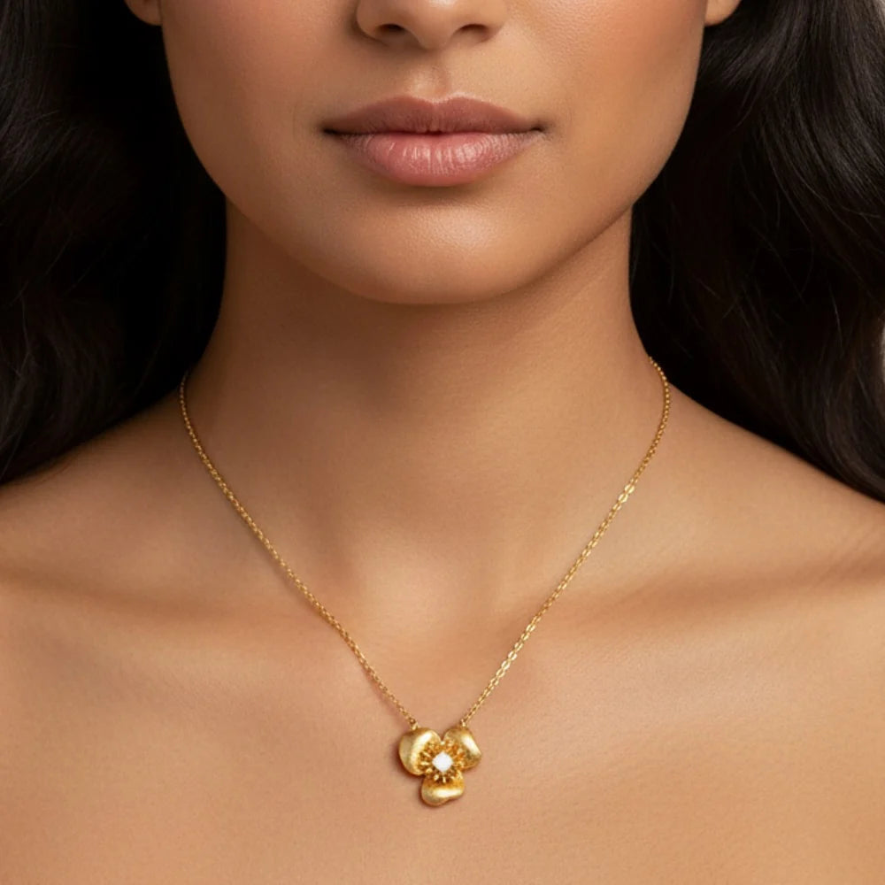 KNIGHT & DAY -  Floral Necklace
