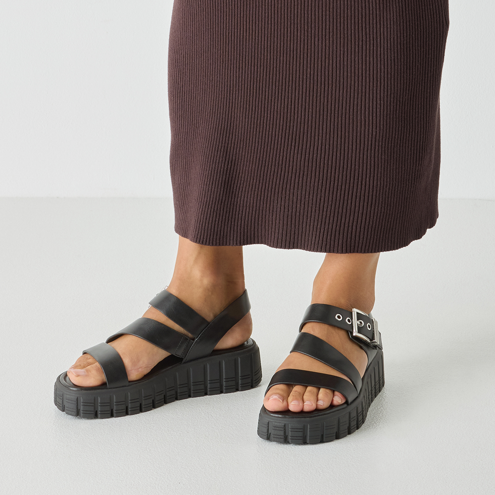 Tamaris Black Leather Sandal