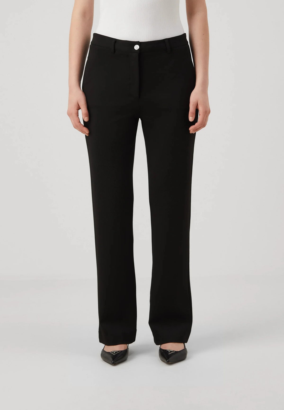 GUESS Zoe Pants in Black