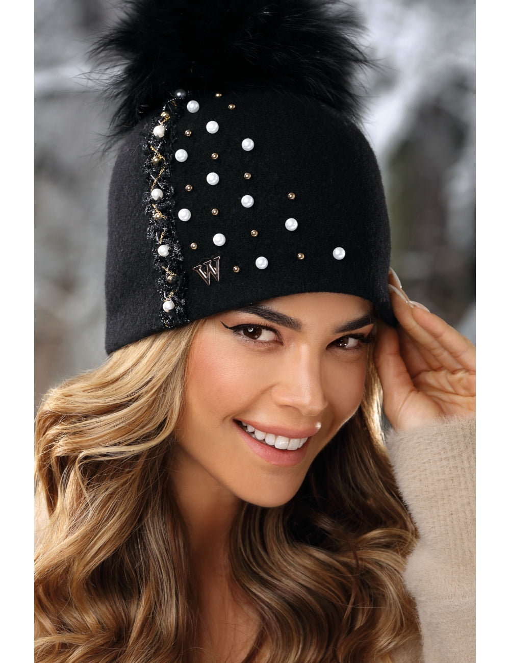 Willi Fozir Pom Pom Wool Hat