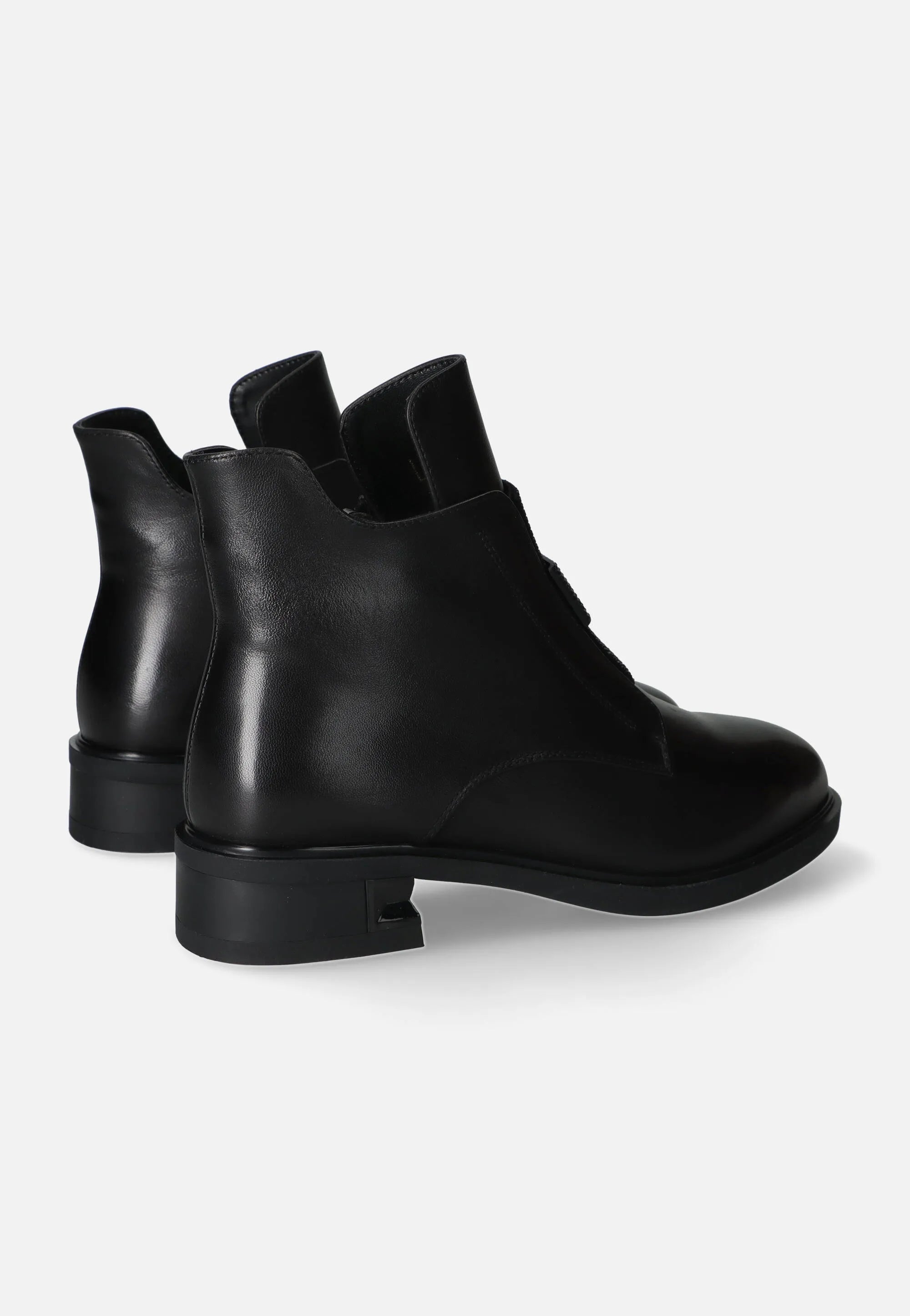 Loretta Vitale Heeled Black Ankle Dress Boot