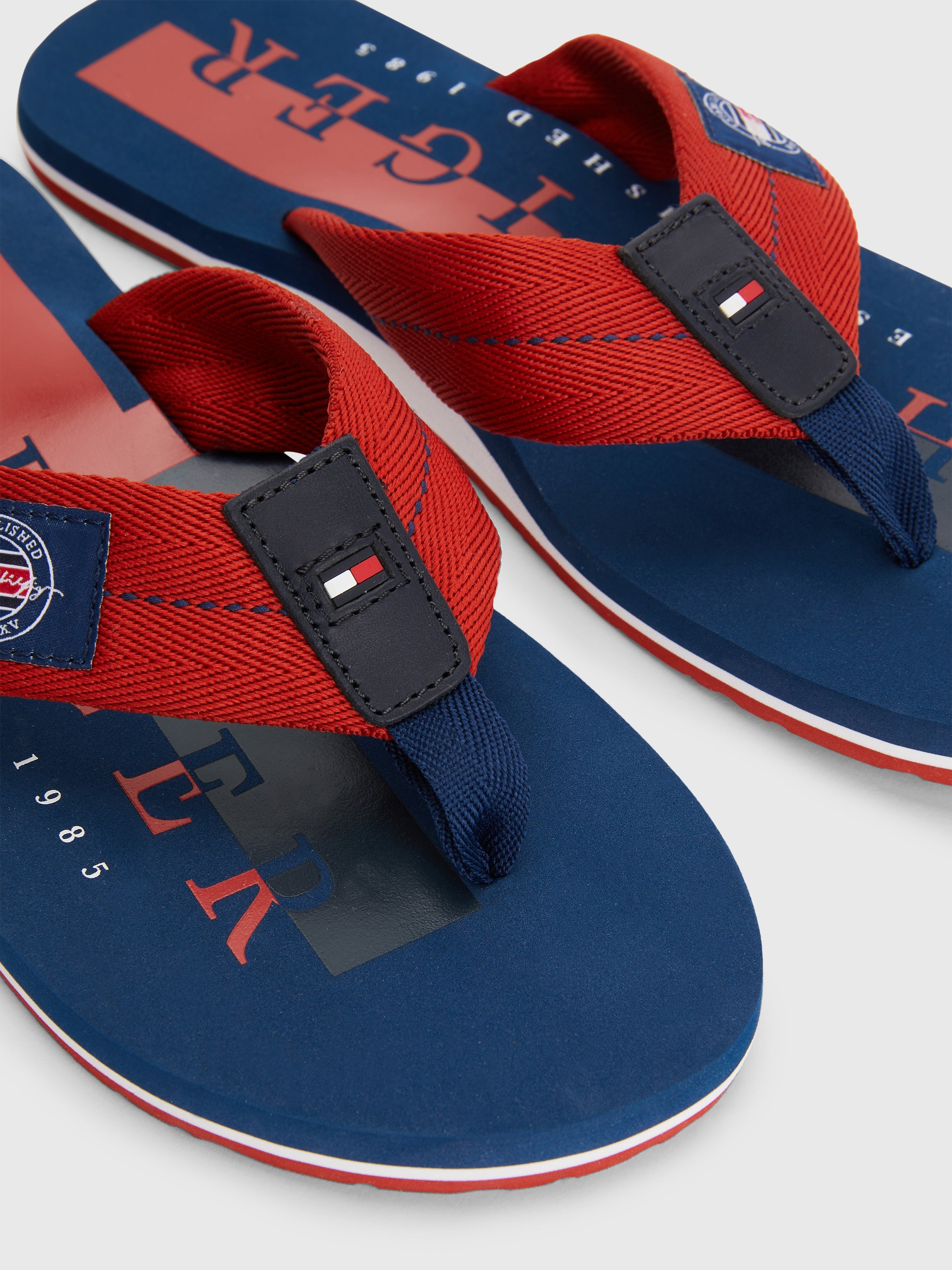 TOMMY HILFIGER MENS Beach Sandal Red
