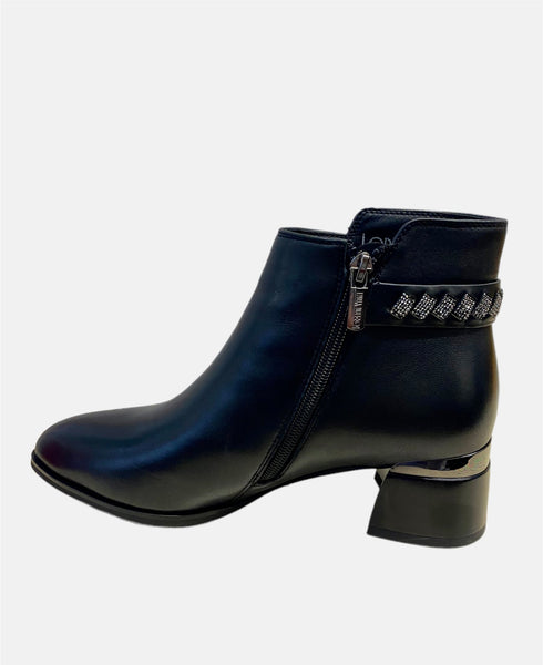LORETTA VITALE Leather Detailed Ankle Boot