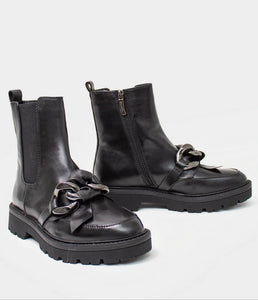 REGARDE LE CIEL Black Chelsea Boot