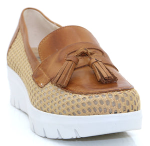 PITILLOS Slip on Wedge Loafer Tan